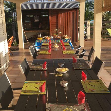 La Pointe Au Corail Bed & Breakfast แซ็งต์-โรส ภายนอก รูปภาพ