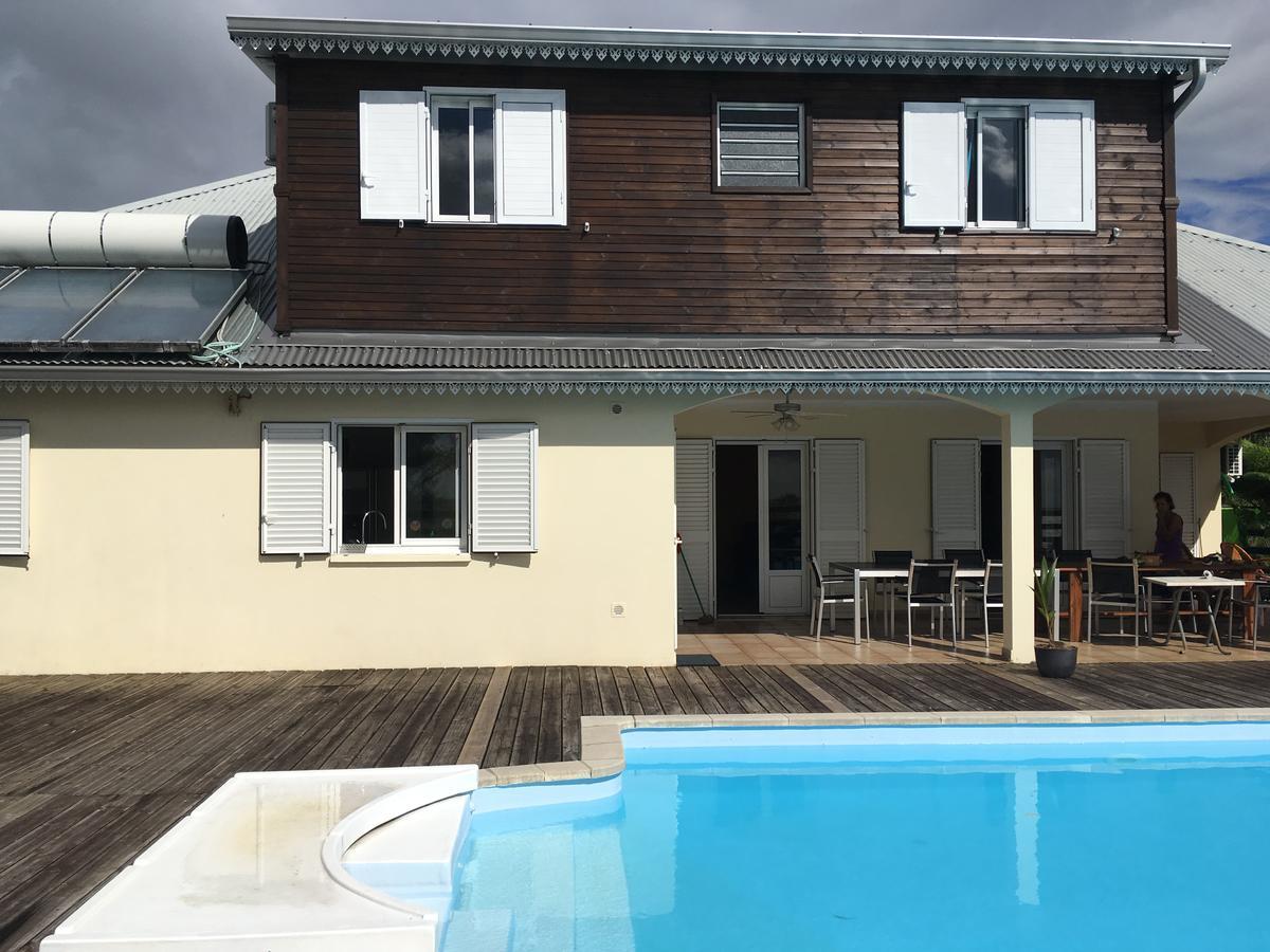 La Pointe Au Corail Bed & Breakfast แซ็งต์-โรส ภายนอก รูปภาพ