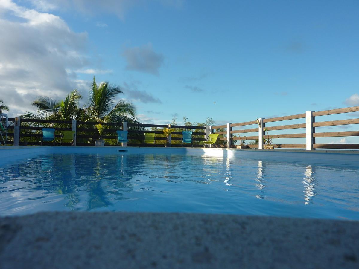La Pointe Au Corail Bed & Breakfast แซ็งต์-โรส ภายนอก รูปภาพ